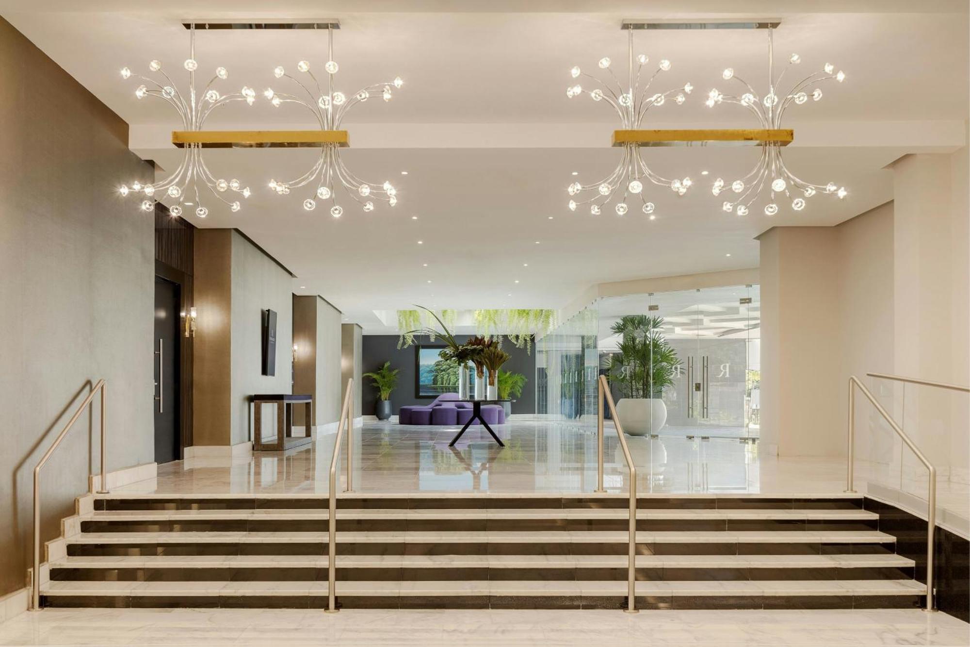 Renaissance Panama City Hotel Exterior photo